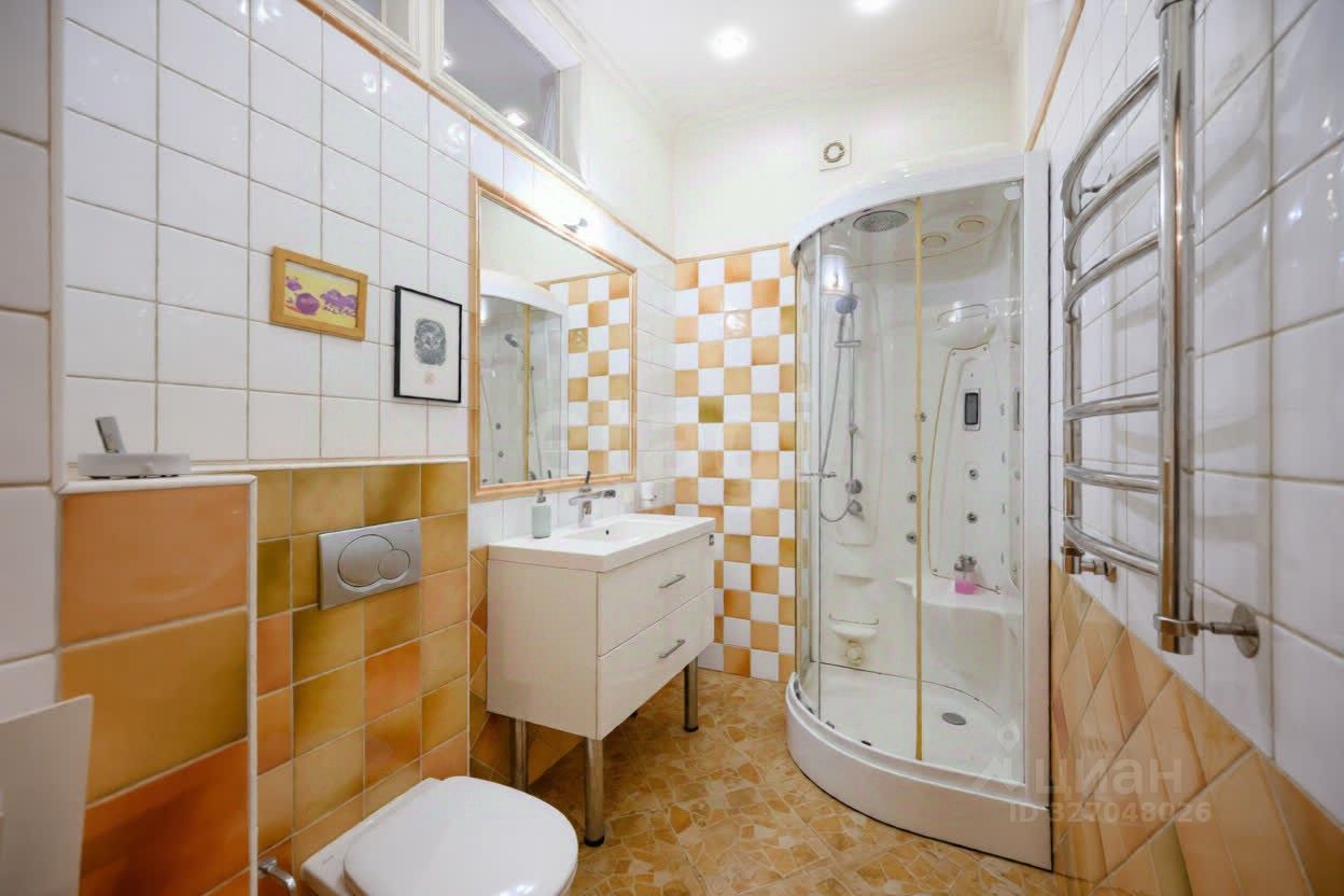 Продажа 3-комн квартиры на вторичном рынке Пионерская улица, 35