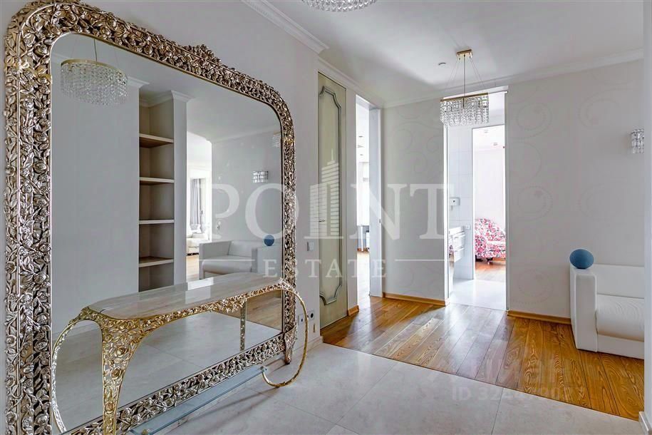 Продажа 4-комн квартиры на вторичном рынке Чапаевский переулок, 3