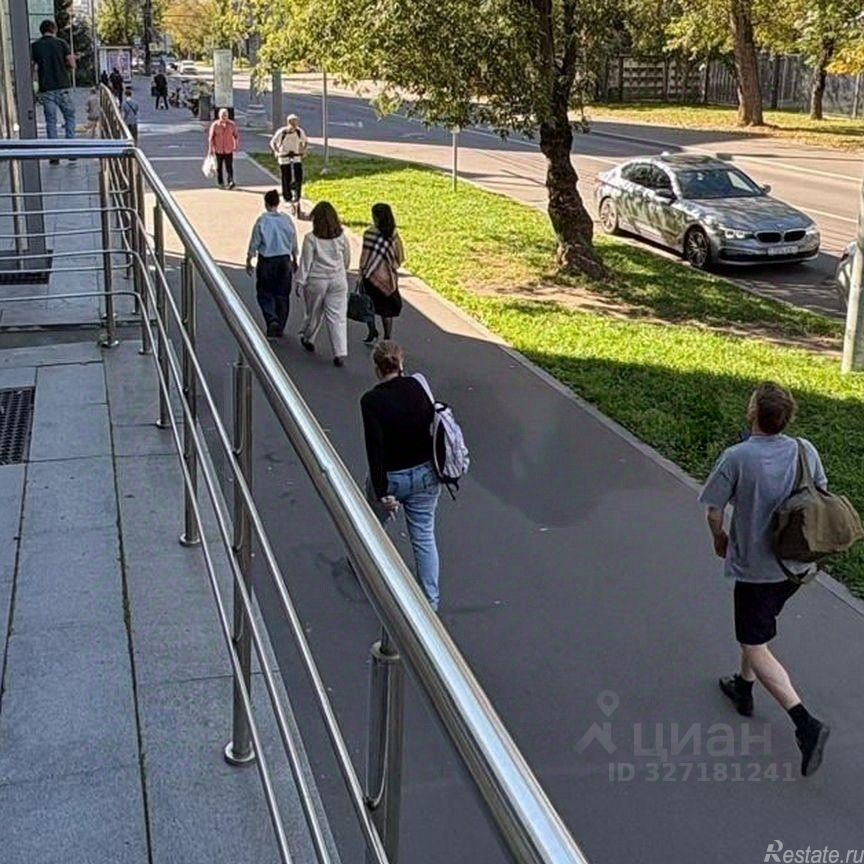 Аренда торгового помещения Багратионовский пр-д,  д. 3