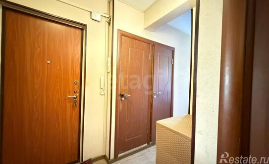 Продажа 3-комн квартиры на вторичном рынке Петергофское ш,  д. 11/21