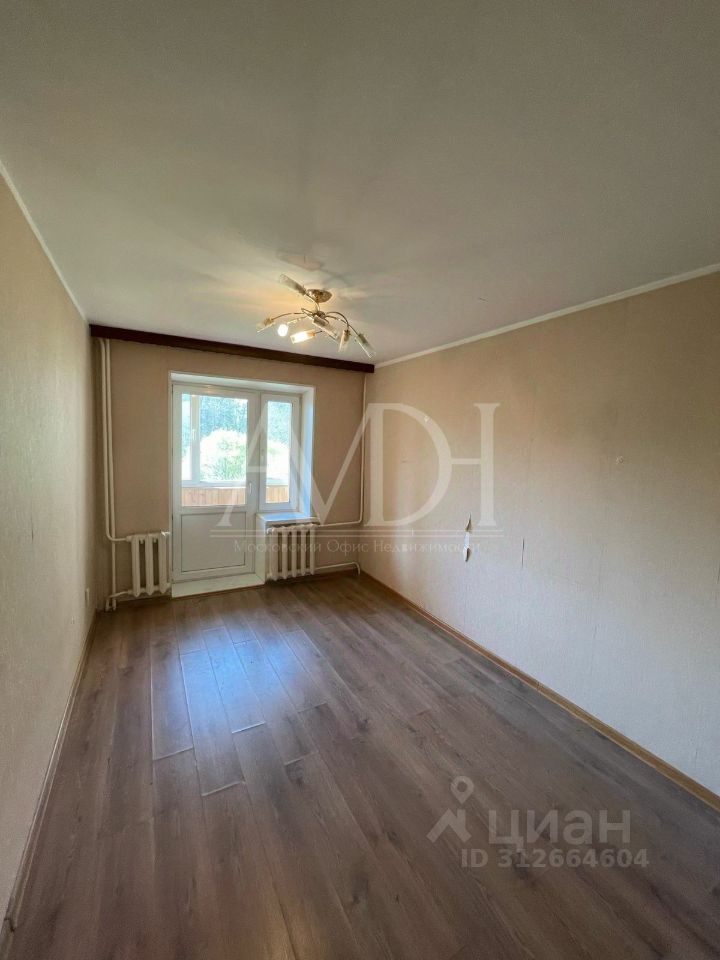 Продажа 3-комн квартиры на вторичном рынке Пушкино, улица Горького, 2