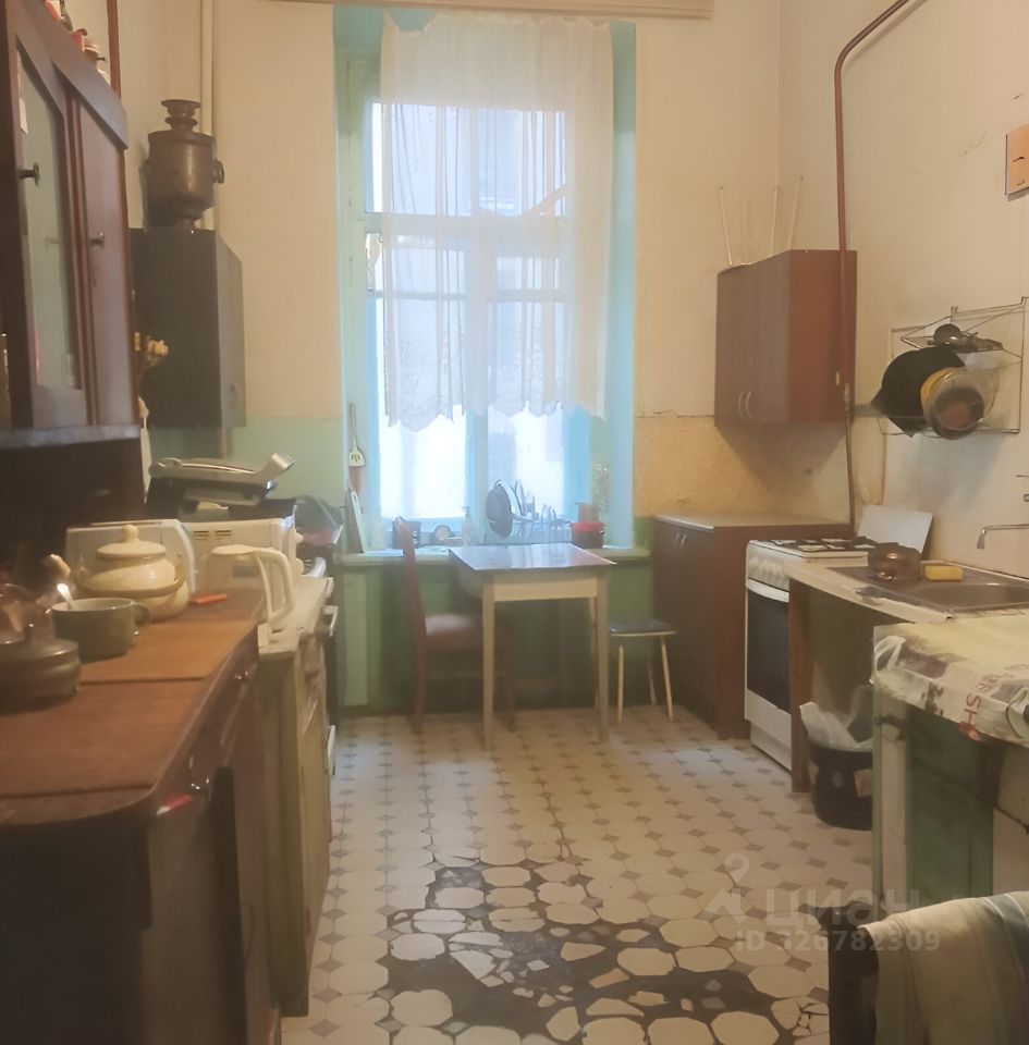 Продажа комнаты Моховая улица, 28