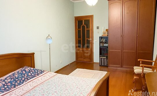 Продажа 3-комн квартиры на вторичном рынке проспект Ударников,  д. 33