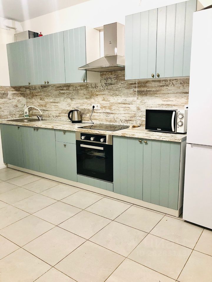 Аренда 3-комн квартиры на вторичном рынке Люберцы, улица 8 Марта, 14к1