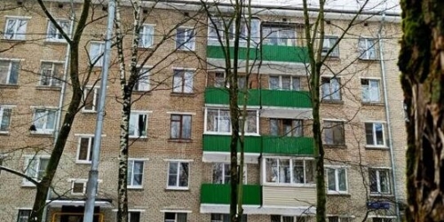 2-комн квартира улица Приорова,  д. 38