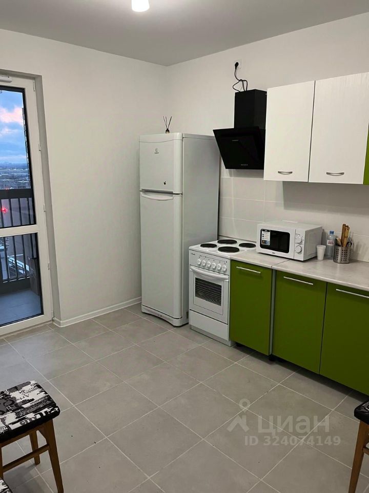 Аренда 2-комн квартиры на вторичном рынке Очаковское шоссе, 7