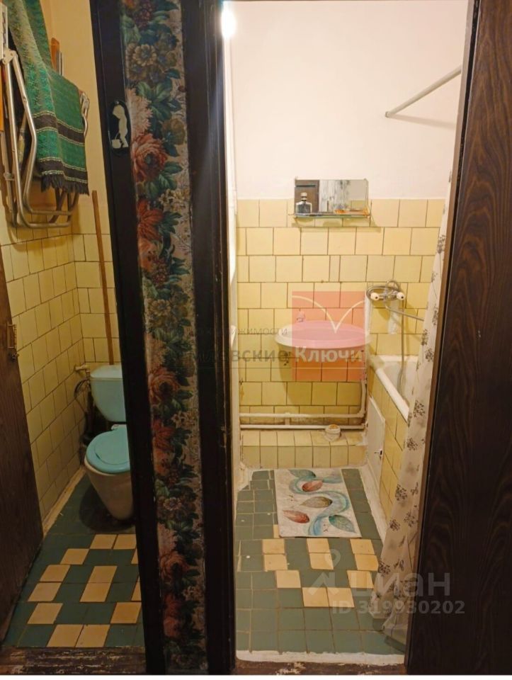 Продажа 1-комн квартиры на вторичном рынке Химки, улица Нахимова, 4