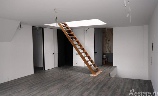 Продажа 4-комн квартиры на вторичном рынке Международный, ул Береговая,  д. 5