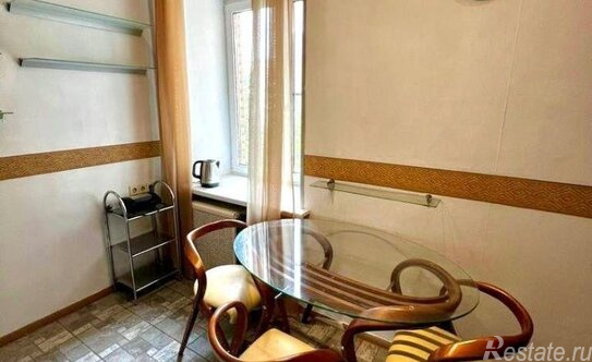 Аренда 2-комн квартиры на вторичном рынке Новопетровская улица,  д. 14