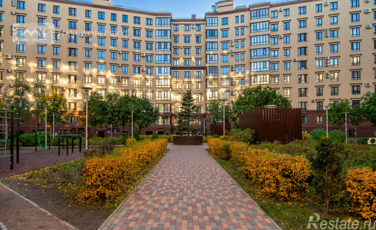 Продажа 3-комн квартиры на вторичном рынке Петровский пр-кт,  д. 5а