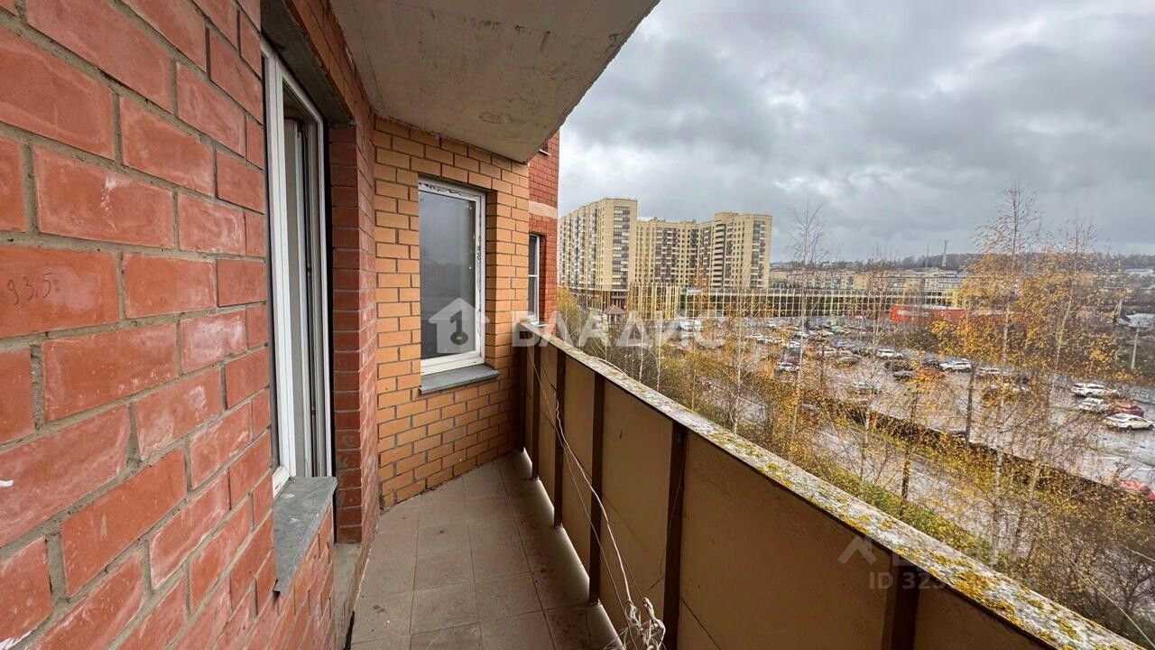 Продажа 3-комн квартиры на вторичном рынке ДЗФС мкр,  д. 42