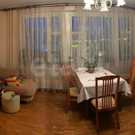 Продажа 3-комн квартиры на вторичном рынке Строгинский б-р,  д. 5