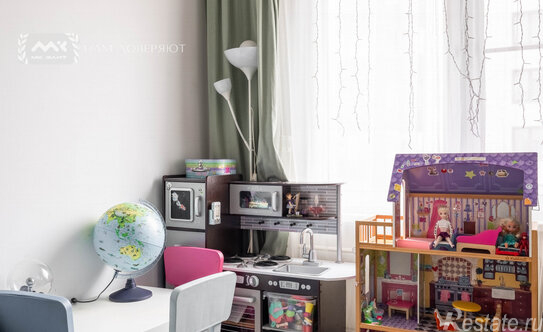 Продажа 2-комн квартиры на вторичном рынке проспект Медиков,  д. 10 к4