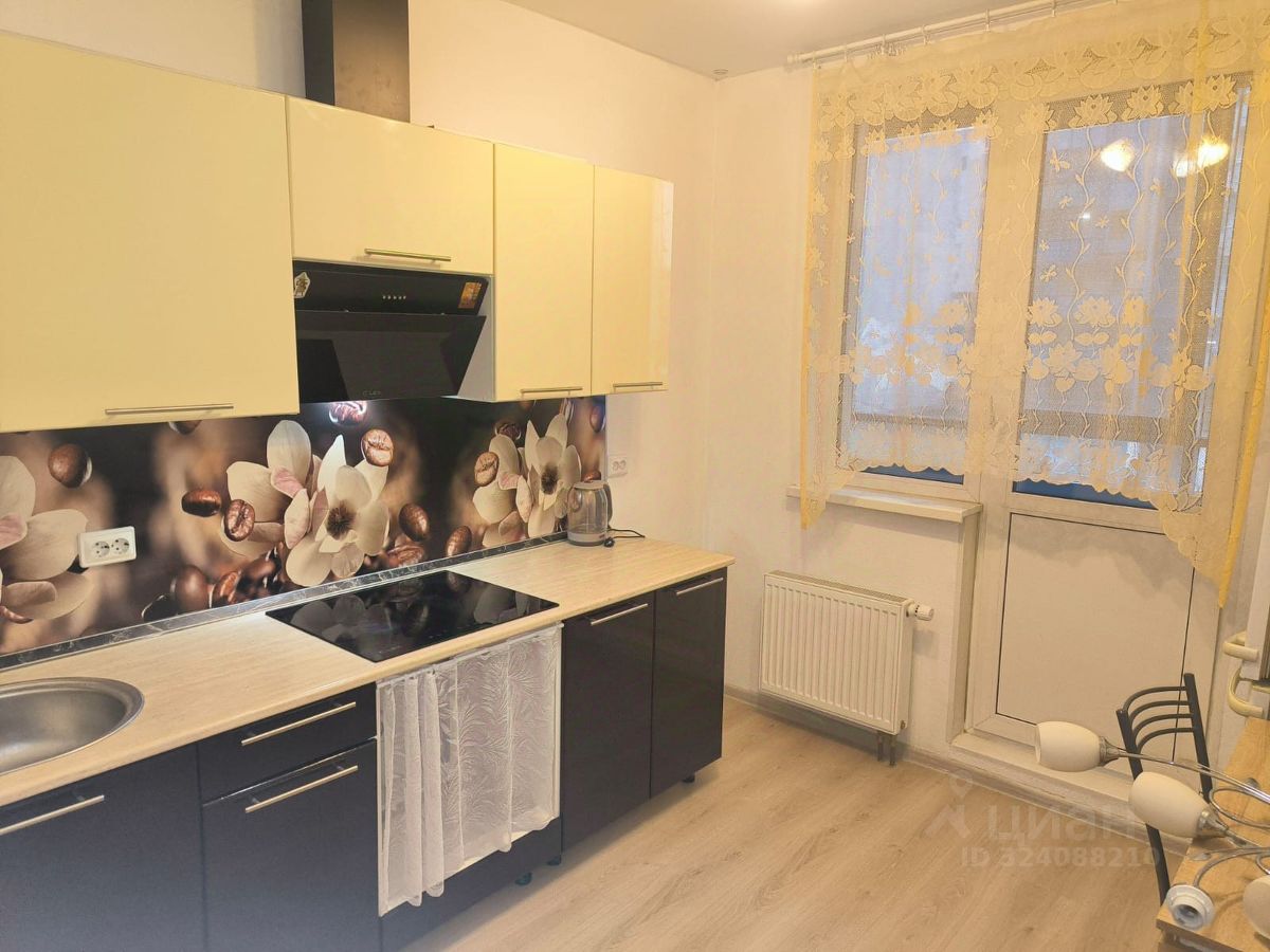 Аренда 1-комн квартиры на вторичном рынке Парашютная улица, 38к2