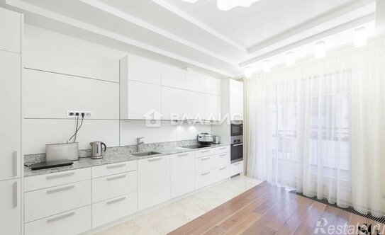 Продажа 3-комн квартиры на вторичном рынке Чкаловский пр-кт,  д. 58