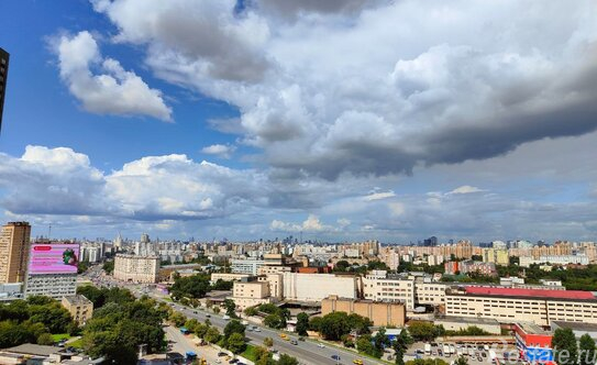 Продажа 2-комн квартиры на вторичном рынке Новоостаповская улица,  д. 20