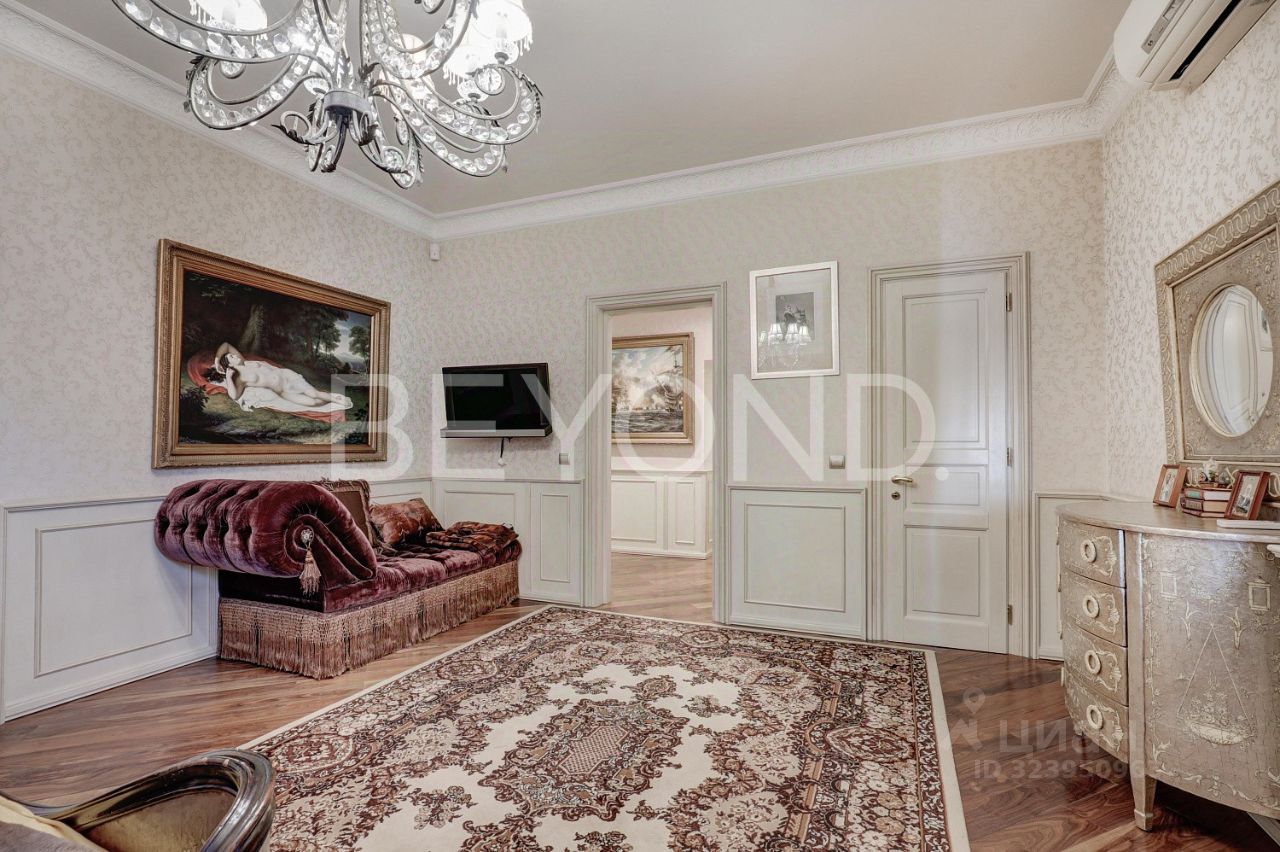 Продажа 4-комн квартиры на вторичном рынке улица Удальцова, 85К4
