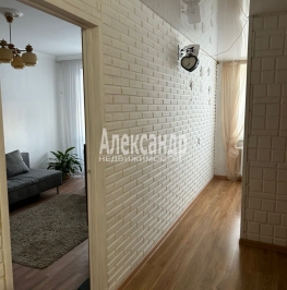 Продажа 3-комн квартиры на вторичном рынке Приозерск г., Гагарина ул. ,  д. 16