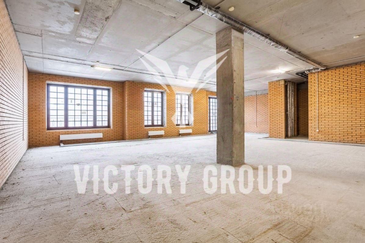 Продажа 5-комн квартиры на вторичном рынке улица Ефремова, 19к2