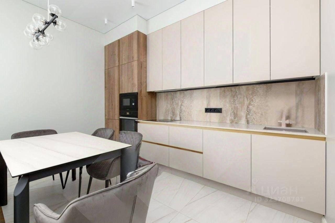 Аренда 3-комн квартиры на вторичном рынке Мантулинская улица, 9к5