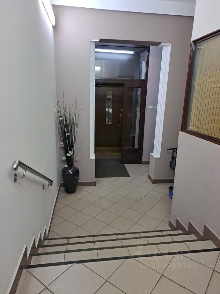 Аренда 3-комн квартиры на вторичном рынке Смоленский бульвар, 1/2