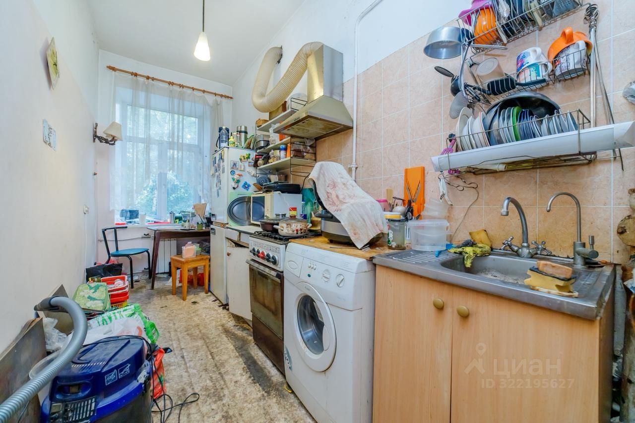 Продажа 2-комн квартиры на вторичном рынке улица Константина Заслонова, 28-30