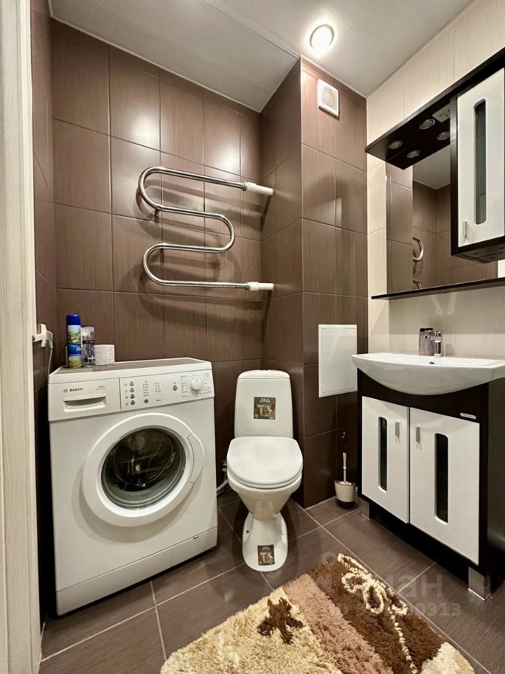 Аренда 1-комн квартиры на вторичном рынке бульвар Александра Грина, 2к1