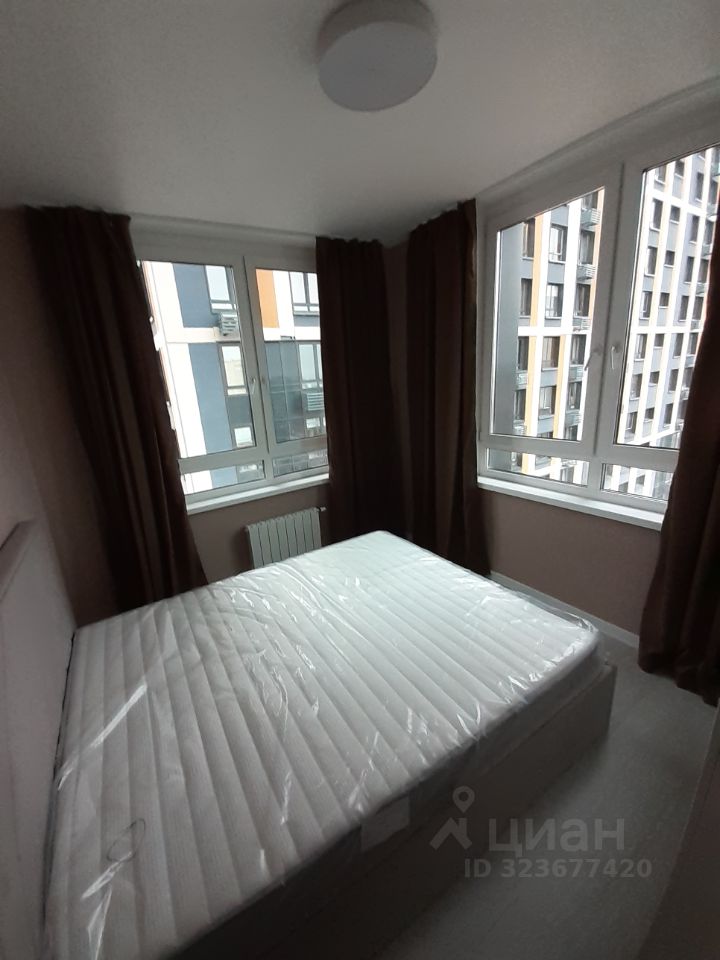 Аренда 1-комн квартиры на вторичном рынке Новоивановское пгт, бульвар Эйнштейна, 5