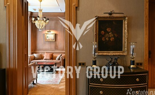 Продажа 4-комн квартиры на вторичном рынке Ржевский Б. пер