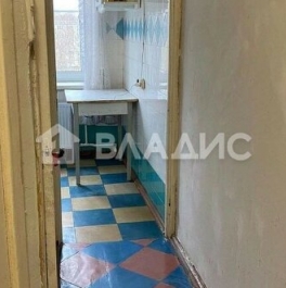 Продажа 2-комн квартиры на вторичном рынке улица Пограничника Гарькавого,  д. 44 к1