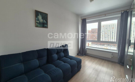 Продажа 2-комн квартиры на вторичном рынке улица Александры Монаховой,  д. 89 к2