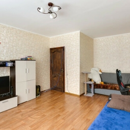 Продажа 1-комн квартиры на вторичном рынке Осташковская улица,  д. 26