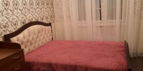 2-комн квартира пр-кт Защитников Москвы,  д. 8