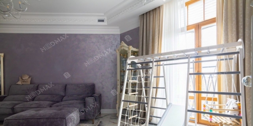 4-комн квартира улица Мира,  д. 37