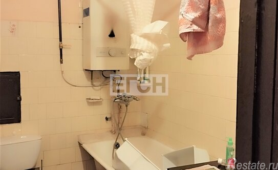 Продажа 1-комн квартиры на вторичном рынке Сапёрный проезд,  д. 10