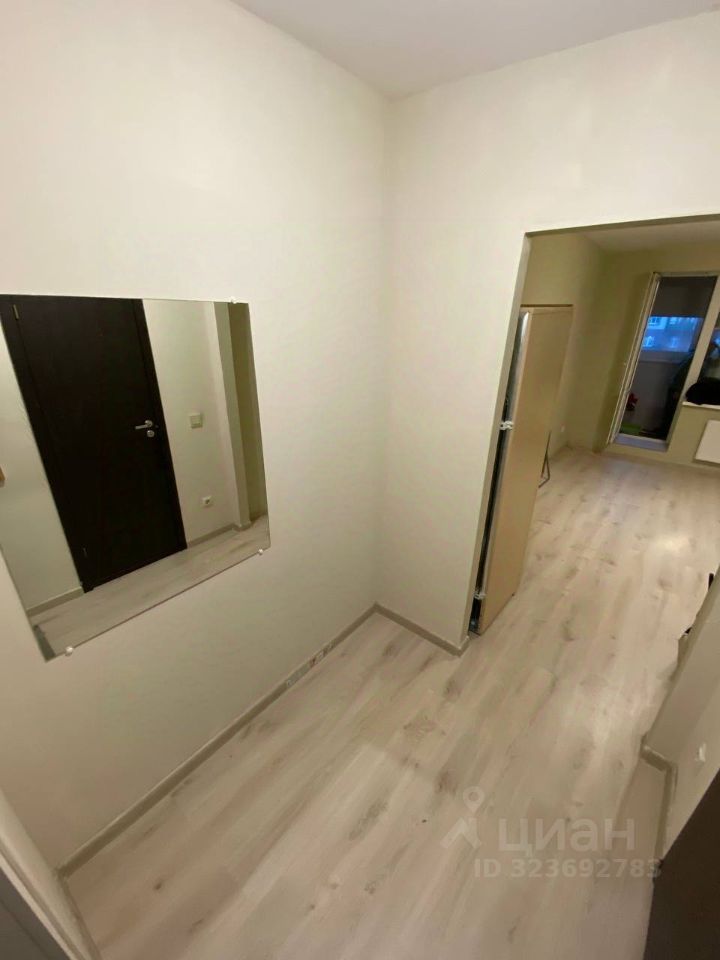 Продажа студии пос. Бугры, бульвар Воронцовский, 5к1