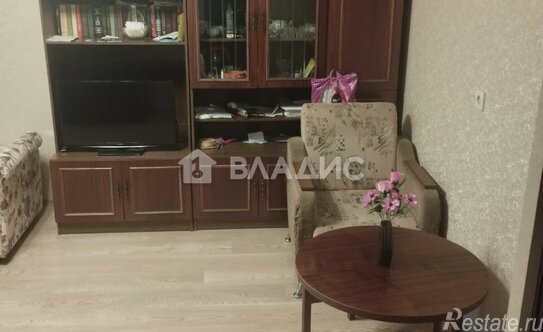 Продажа 2-комн квартиры на вторичном рынке Шлиссельбургский пр-кт,  д. 18,  к. 1