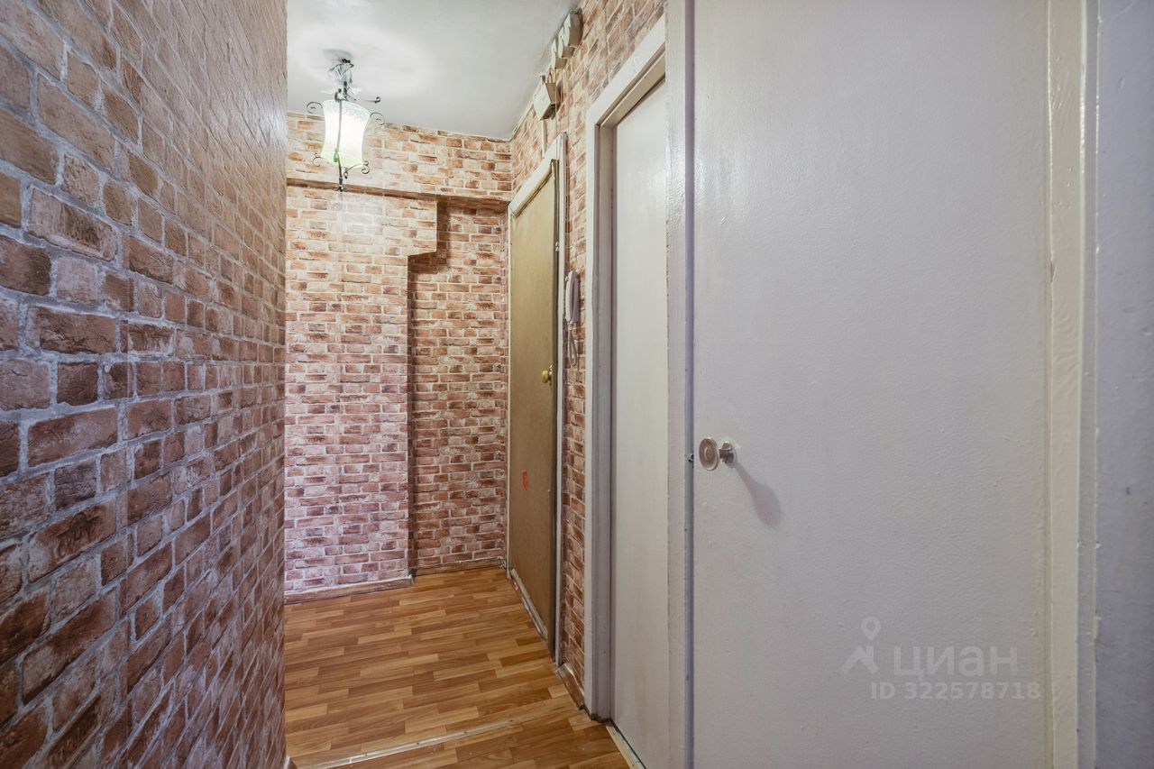 Продажа 3-комн квартиры на вторичном рынке улица Юных Ленинцев, 35К1