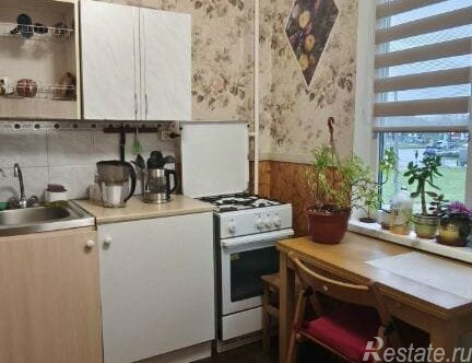 Продажа 1-комн квартиры на вторичном рынке Большевиков пр-кт,  д. 55,  к. 1