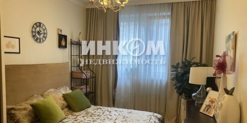 2-комн квартира Высокая улица,  д. 4