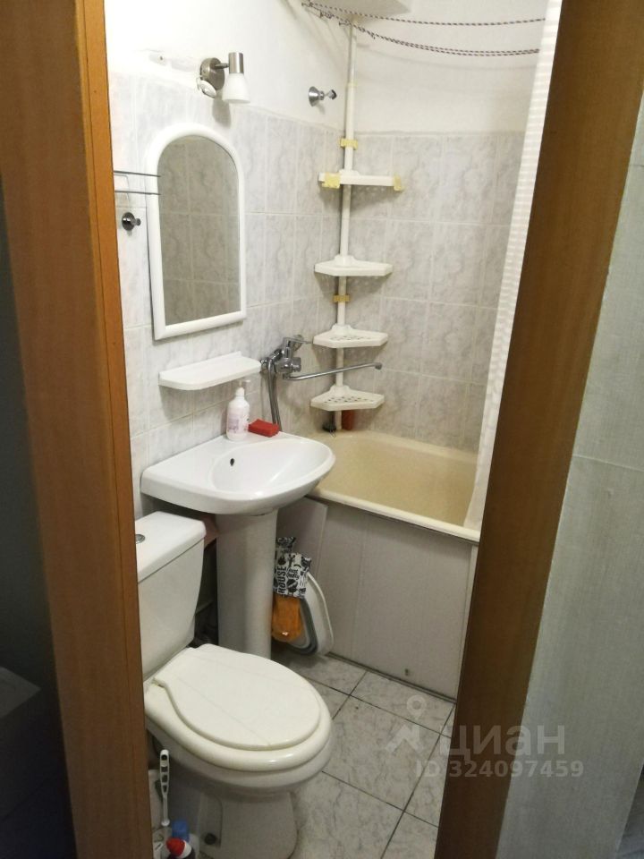 Аренда 1-комн квартиры на вторичном рынке Судостроительная улица,  д. 13