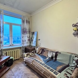 Продажа 2-комн квартиры на вторичном рынке Бабушкина ул,  д. 52