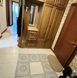 Продажа 3-комн квартиры на вторичном рынке улица Бутлерова,  д. 40 к1