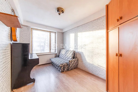 Продажа 2-комн квартиры на вторичном рынке Поэтический б-р., д. 21/10 Продажа 2-комн квартиры на вторичном рынке Поэтический б-р., д. 21/10