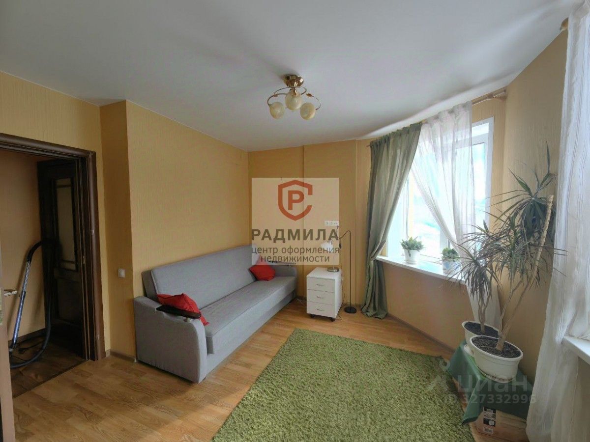 Продажа 2-комн квартиры на вторичном рынке Сергиев Посад, проспект Красной Армии, 218