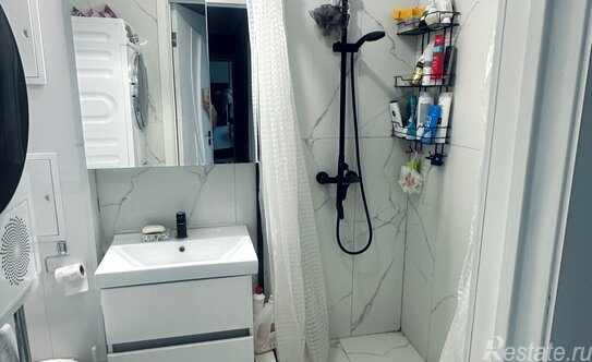 Продажа 2-комн квартиры на вторичном рынке Андропова пр-кт,  д. 17,  к. 1