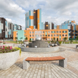 Продажа 4-комн квартиры на вторичном рынке Комендантский пр-кт