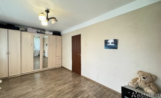 Продажа 1-комн квартиры на вторичном рынке Новоизмайловский проспект,  д. 32 к4