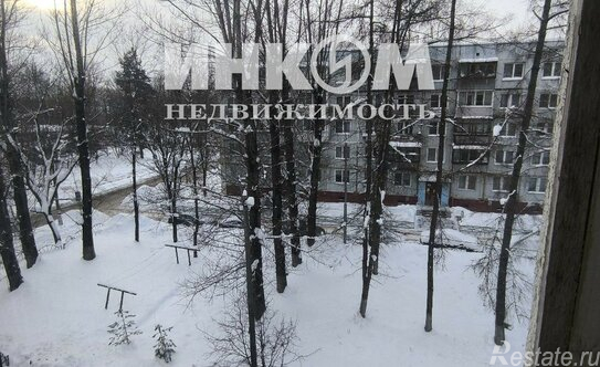 Продажа 2-комн квартиры на вторичном рынке Заря, Молодёжная улица,  д. 1