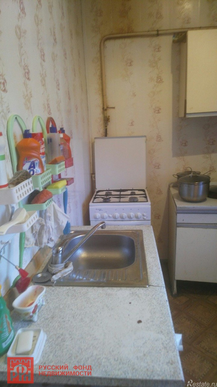 Продажа комнаты Кронштадт г., Пролетарская ул. ,  д. 18